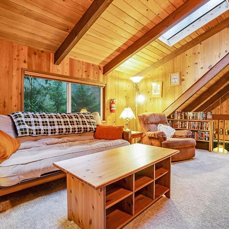 The Chalet On Lopez Islandale Екстер'єр фото