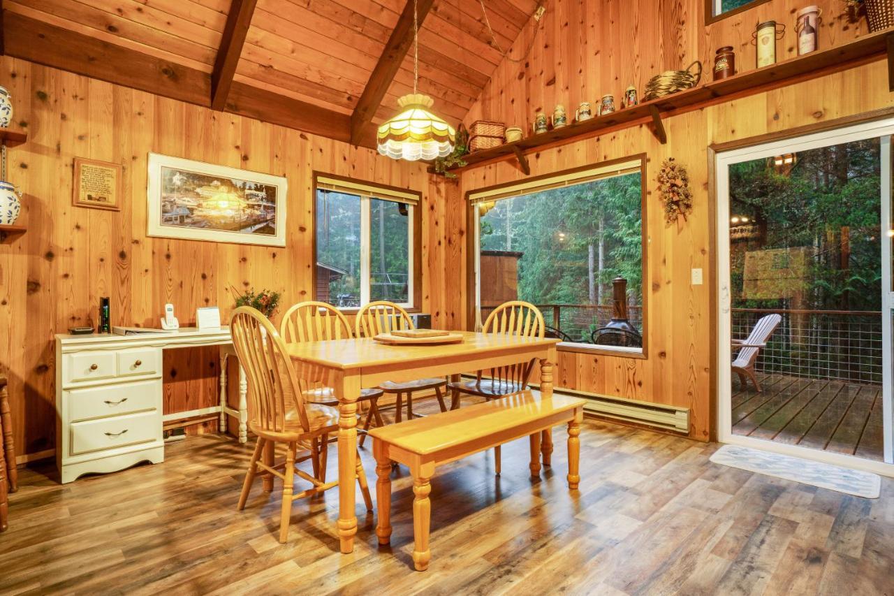 The Chalet On Lopez Islandale Номер фото