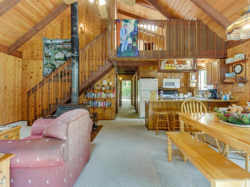 The Chalet On Lopez Islandale Екстер'єр фото