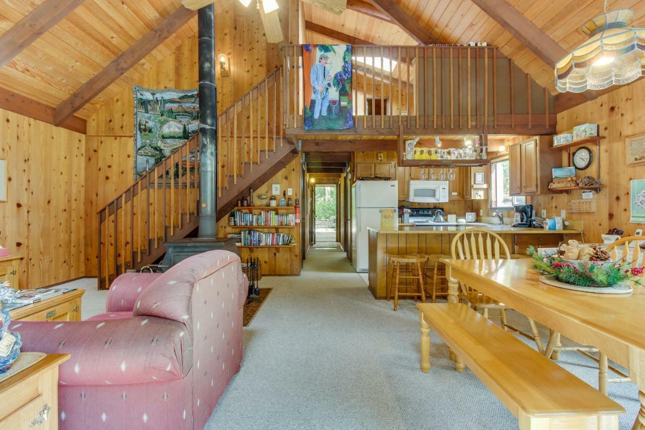 The Chalet On Lopez Islandale Екстер'єр фото
