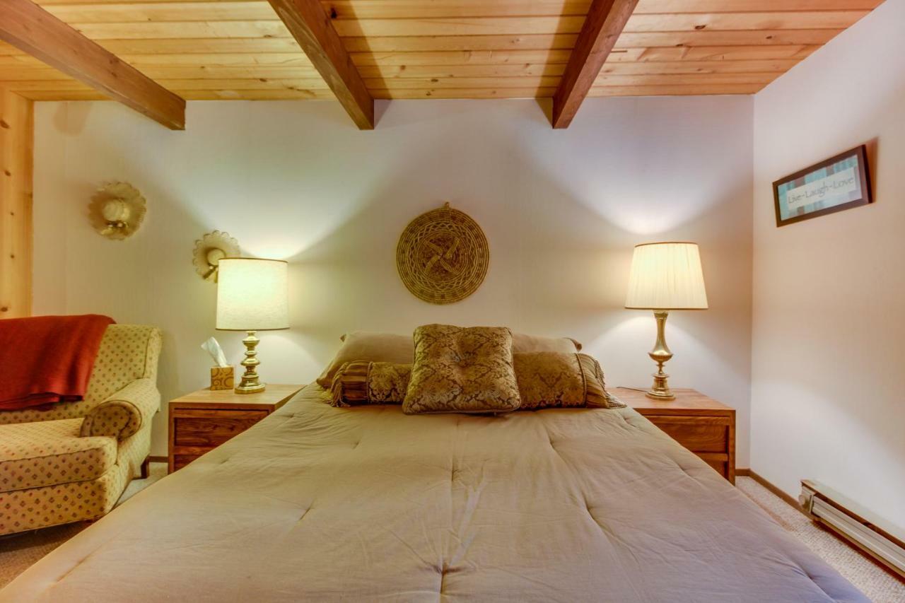 The Chalet On Lopez Islandale Екстер'єр фото